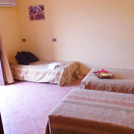 Porto Rhoca Hotel
