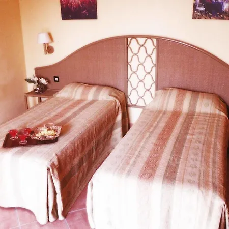 Hotel Porto Rhoca