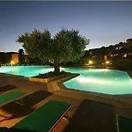 Porto Rhoca Hotel