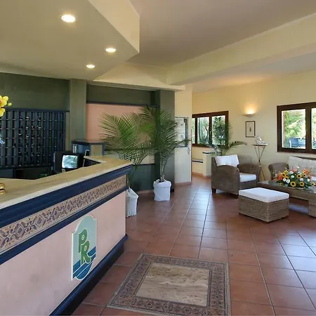 Hotel Porto Rhoca 4*