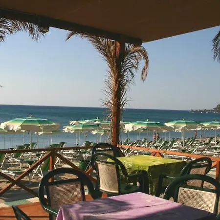 Porto Rhoca