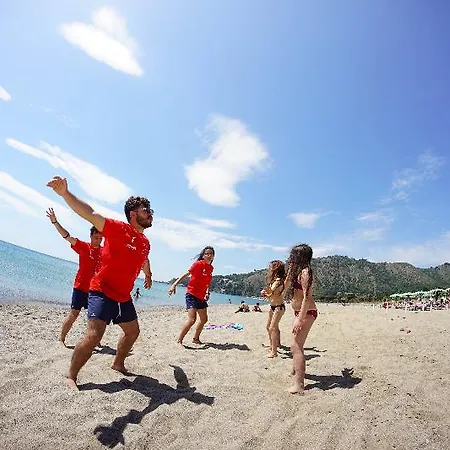 Porto Rhoca 4* スクイッラーチェ