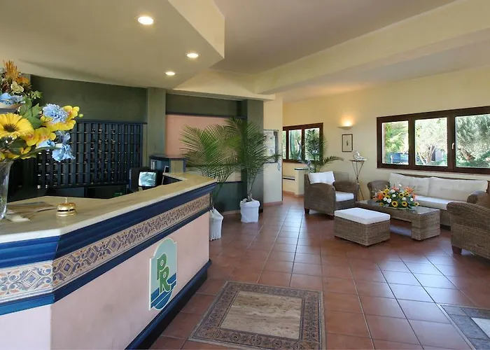 Hotel Porto Rhoca 4*