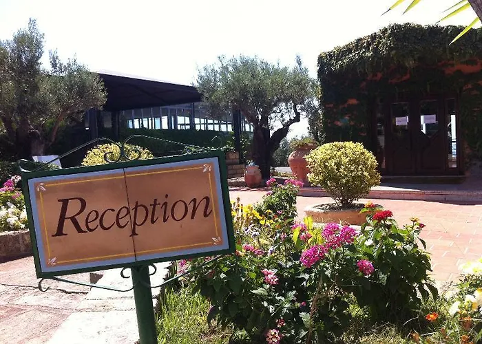 Porto Rhoca Hotel 4*